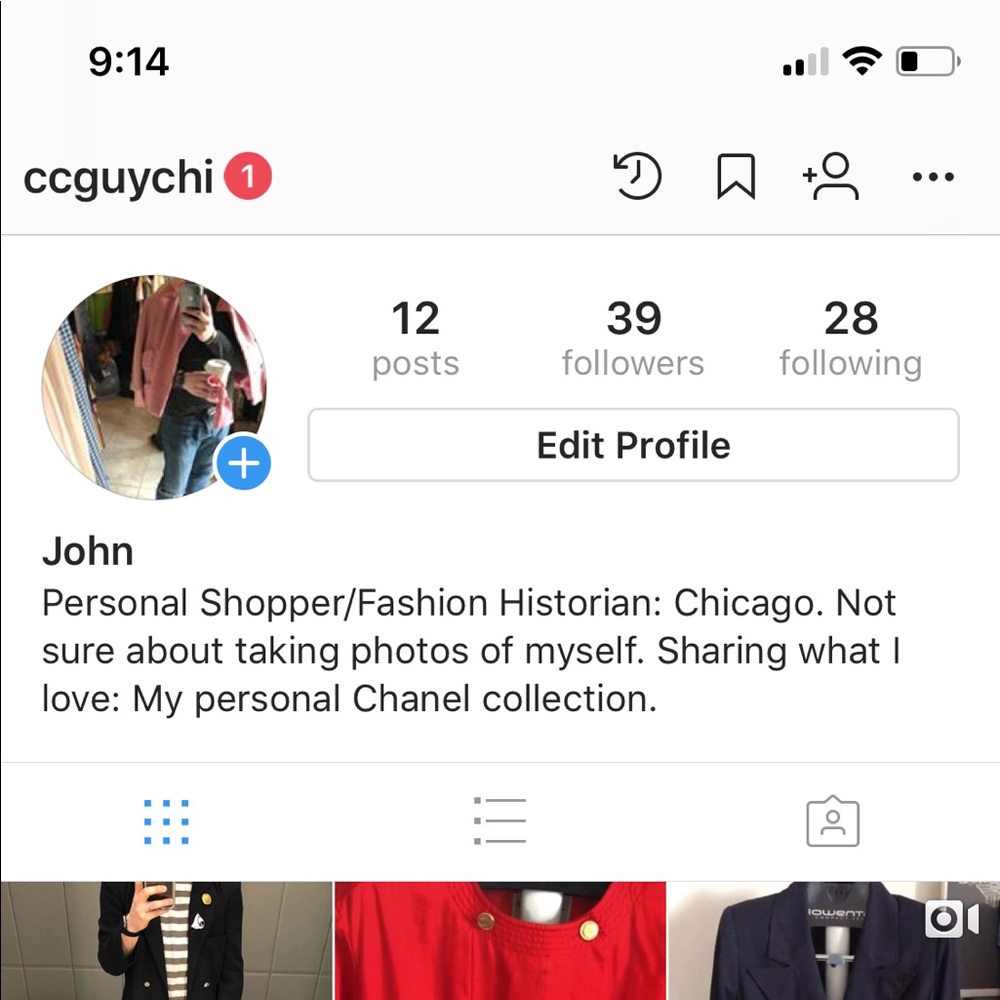 Follow Me on Instagram 💁🏼 @ccguychi